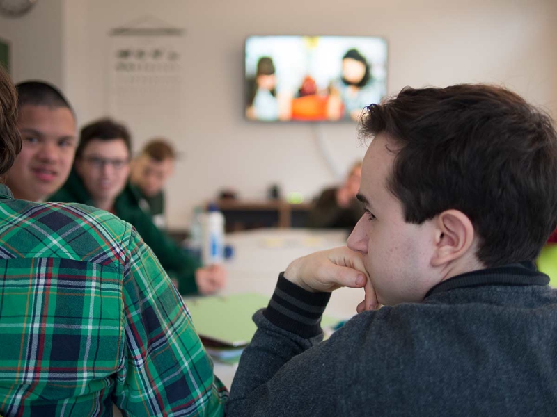 Schueler im Unterricht